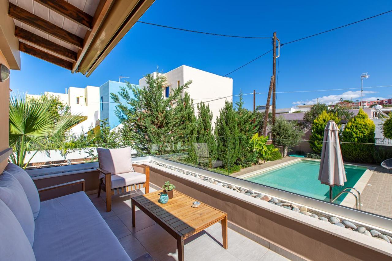 Villa Rea'S Sea House Kato Galatas Exterior foto