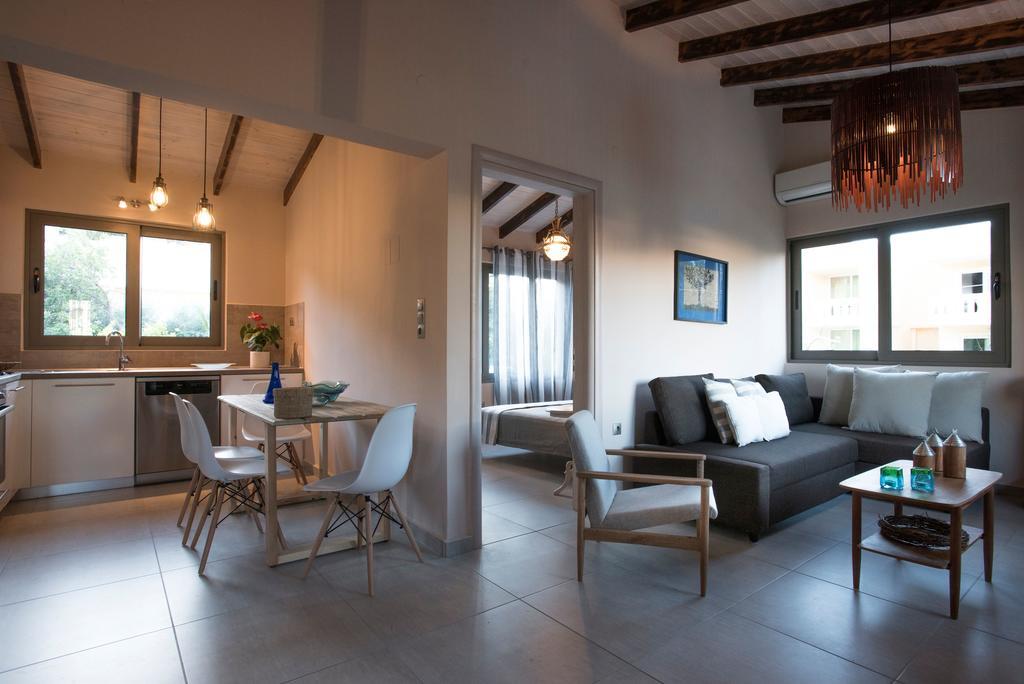 Villa Rea'S Sea House Kato Galatas Exterior foto